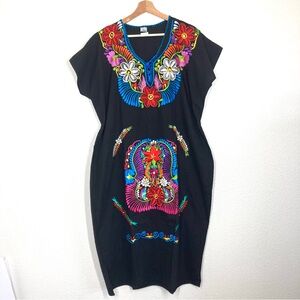 Mexican Dress Traditional Embroidered Tunic Dress L Midi Boho Floral Black NWT